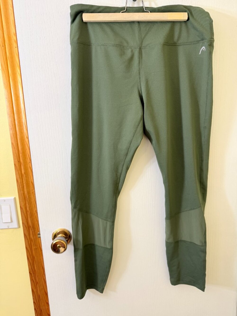 🦋 2/30 Head Olive Green Mesh Panel Leggings XL - Picture 2 of 4
